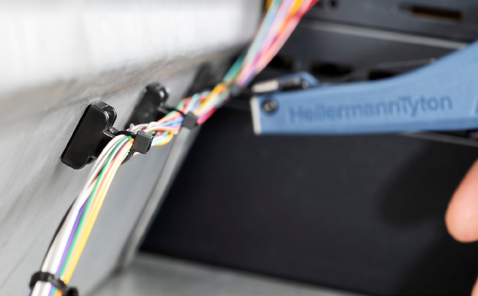 HellermannTyton Magnetic Wire Management
